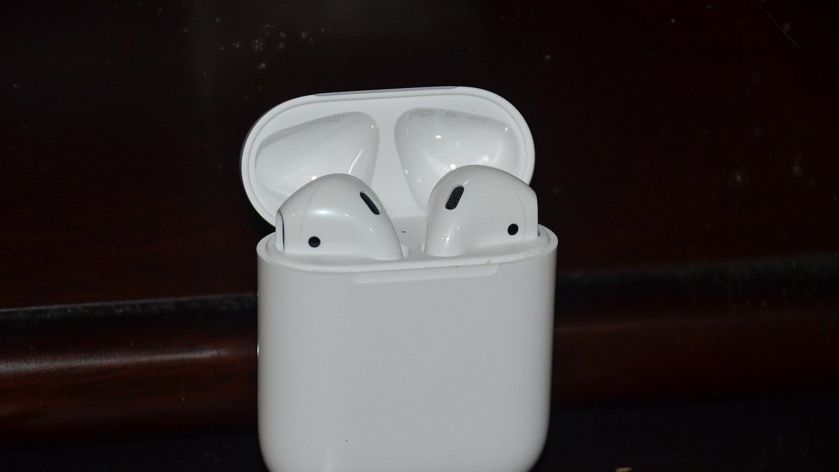 how to reset airpods