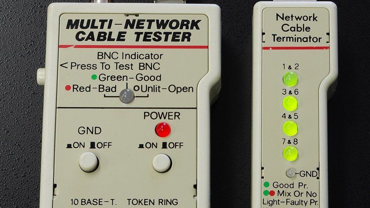 how to reset wifi router